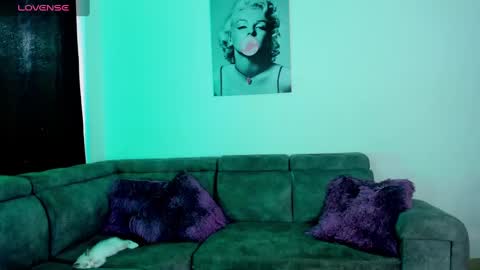 sabrina_lopez1 online show from 6, 12, 2024