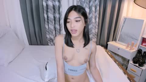 Snapshot of sabrinaametyst chatting on 27, 2, 2025 urHOT SABBY online show from 27, 2, 2025