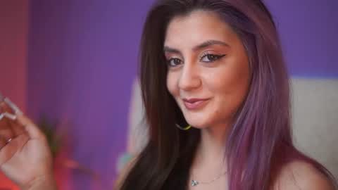  Sabrina  online show from 18, 12, 2025