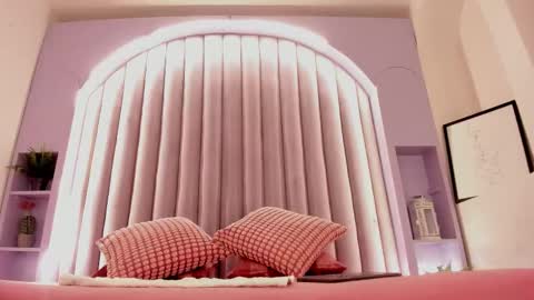 S A B R I N A  online show from 24, 11, 2025