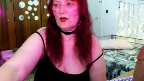 Snapshot of sabrinaxlovess chatting on 4, 6, 2026 SabrinaXlovess online show from 4, 6, 2026