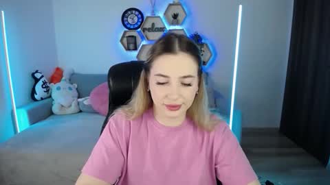 Sabrina Violet online show from 17, 10, 2025