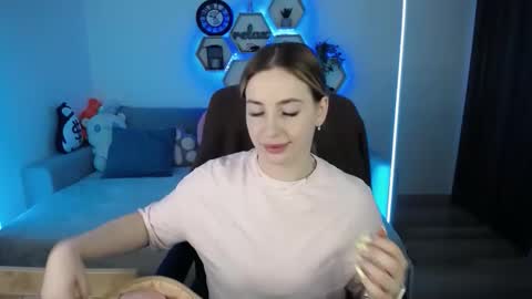 Sabrina Violet online show from 14, 3, 2026