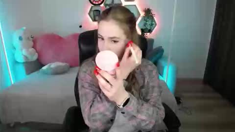 Sabrina Violet online show from 26, 4, 2026