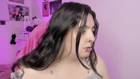 Snapshot of sachi_meow chatting on 1, 10, 2025 Ig online show from 1, 10, 2025