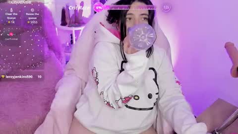 Snapshot of sachi_meow chatting on 5, 11, 2025 Ig online show from 5, 11, 2025