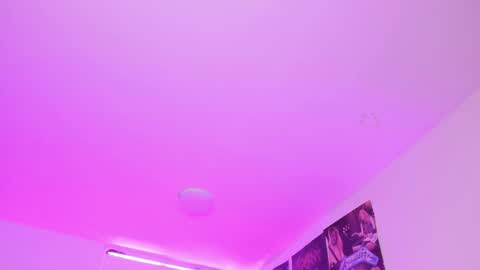 Snapshot of sachi_meow chatting on 30, 11, 2025 Ig online show from 30, 11, 2025