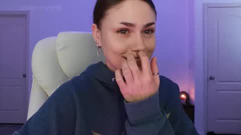 Snapshot of sadierenee96 chatting on 15, 9, 2025 Sadie Renee online show from 15, 9, 2025