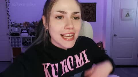 Snapshot of sadierenee96 chatting on 4, 11, 2025 Sadie Renee online show from 4, 11, 2025