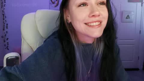 Snapshot of sadierenee96 chatting on 6, 11, 2025 Sadie Renee online show from 6, 11, 2025