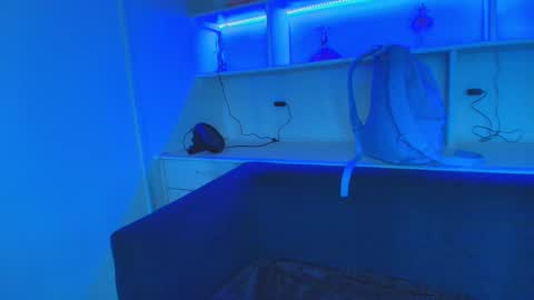 Cami online show from 1, 10, 2025