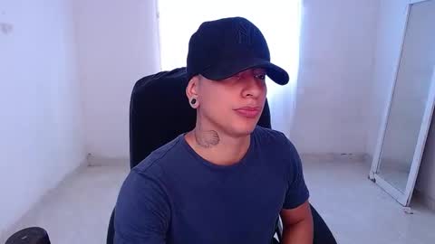 saenz_hotx online show from 4, 12, 2024