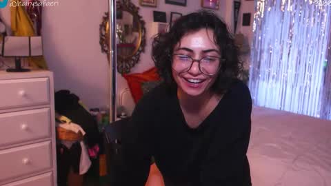 Snapshot of safaeri chatting on 26, 11, 2025 Safa online show from 26, 11, 2025