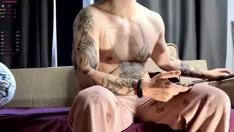 Adam online show from 20, 10, 2025