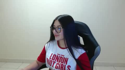 Sahaliefox  online show from 29, 4, 2026