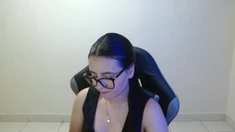 Sahaliefox  online show from 14, 5, 2026