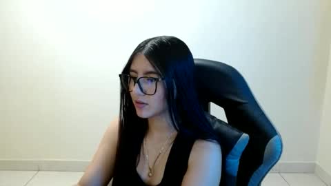 Sahaliefox  online show from 7, 6, 2026