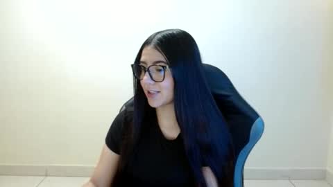 Sahaliefox  online show from 8, 6, 2026