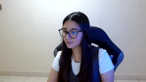 Sahaliefox  online show from 18, 7, 2026