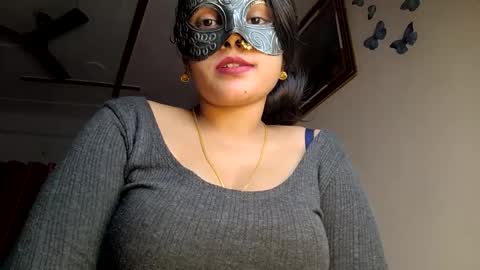 Queen Archana online show from 8, 12, 2024