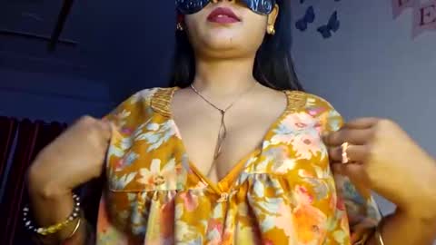 Queen Archana online show from 8, 1, 2025