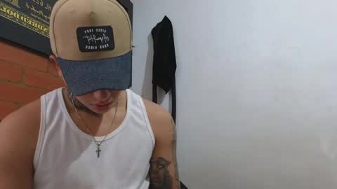 Sahara y Thiago online show from 12, 2, 2025