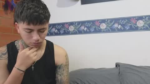 Sahara y Thiago online show from 29, 4, 2026