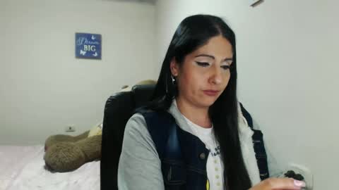 Karina online show from 5, 3, 2025