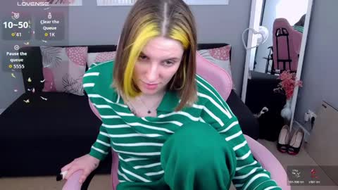 Adel online show from 18, 4, 2026