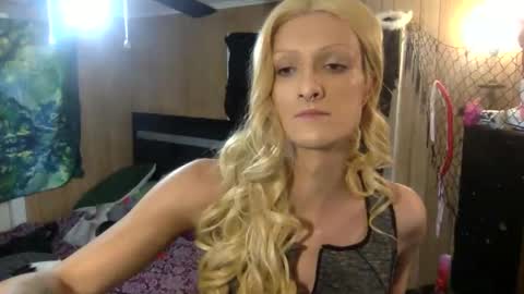 Snapshot of sailaway9694 chatting on 8, 11, 2025 PupTwink online show from 8, 11, 2025