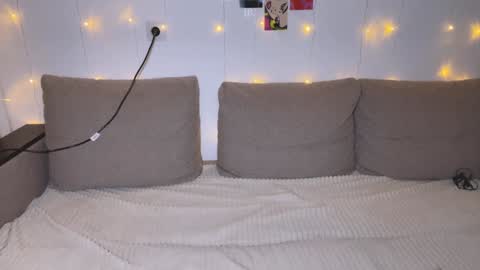 Sofia online show from 6, 1, 2025