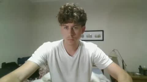 saint_nott online show from 4, 12, 2025