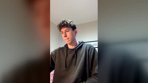 Snapshot of saint_nott chatting on 14, 5, 2026 saint_nott online show from 14, 5, 2026