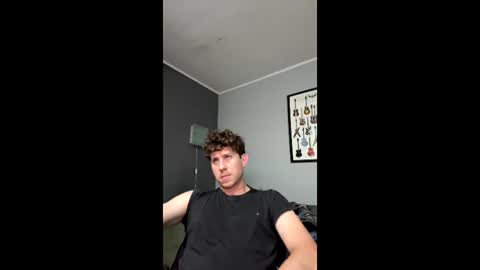 Snapshot of saint_nott chatting on 1, 6, 2026 saint_nott online show from 1, 6, 2026