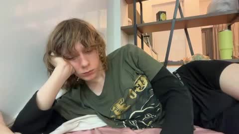 saintfawn online show from 17, 4, 2026