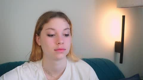 Snapshot of sairally chatting on 5, 6, 2026 Ariel online show from 5, 6, 2026