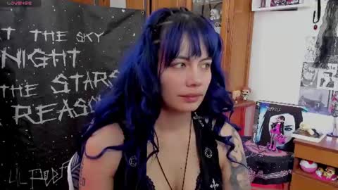    online show from 18, 6, 2026