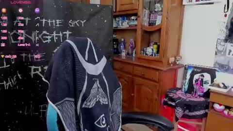    online show from 18, 6, 2026