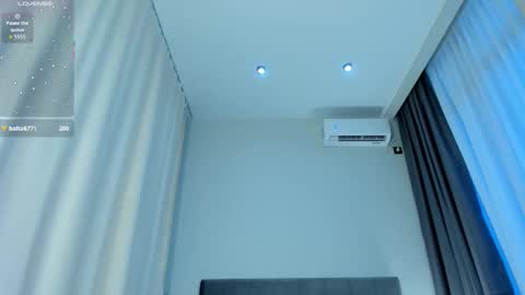 Snapshot of sakura__frostt chatting on 26, 11, 2025 ur Vanessa online show from 26, 11, 2025