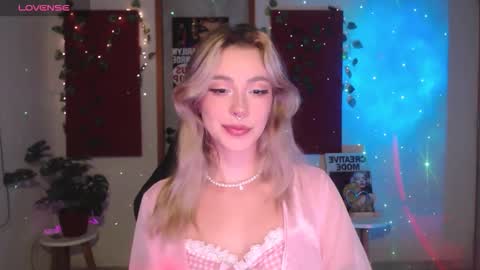 Sakura online show from 23, 4, 2026