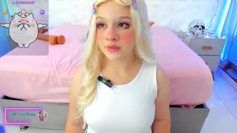 Snapshot of salem_rose01 chatting on 11, 10, 2025 salem_rose01 online show from 11, 10, 2025