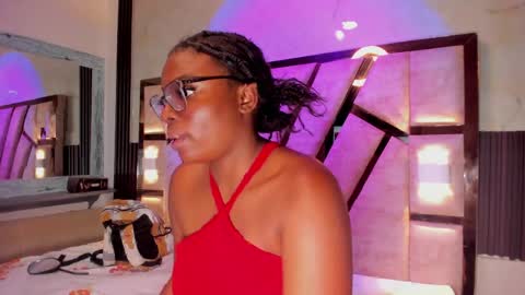 salem_rosee online show from 23, 4, 2026