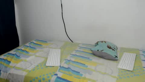 sallomeh_ online show from 21, 2, 2026