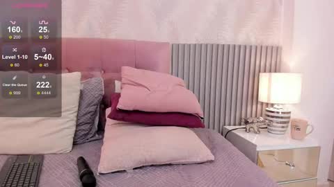 Silvia online show from 24, 2, 2025