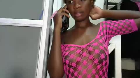 sally_beauty2023 online show from 12, 2, 2026