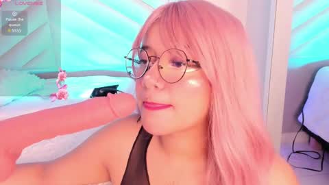  Sally White  online show from 1, 2, 2025