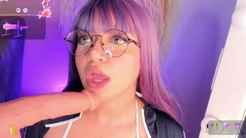  Sally White  online show from 5, 3, 2025