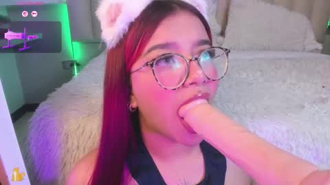  Sally White  online show from 3, 10, 2025