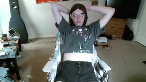 SallyLongzzz online show from 5, 3, 2025