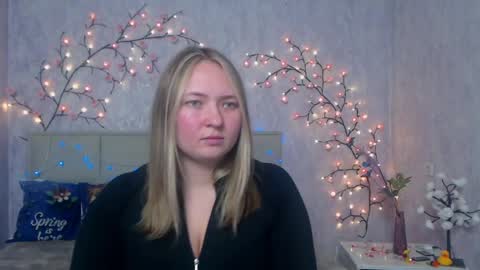 Snapshot of sallyverda chatting on 29, 4, 2026 Sally online show from 29, 4, 2026